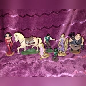Disney Tangled 7 Piece Toy Play Set PVC Small Toys